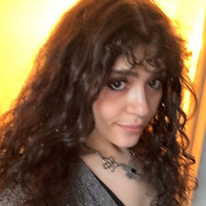 Meet your Posher, Lea